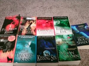 Riley Jenson Guardian Series by Keri Arthur (Riley Jenson Guardian Vol. 1-9) by Keri Arthur