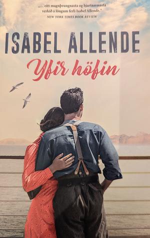 Yfir höfin by Isabel Allende