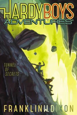 Tunnel of Secrets, Volume 10 by Franklin W. Dixon